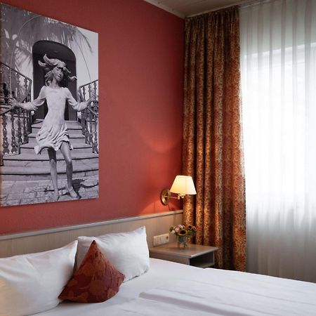 Landhotel 3Kronen 아델스도프 외부 사진